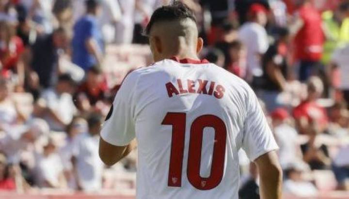 "Ya no tenía solución": así evaluaron a Gabriel Suazo y Alexis Sánchez tras derrota del Sevilla