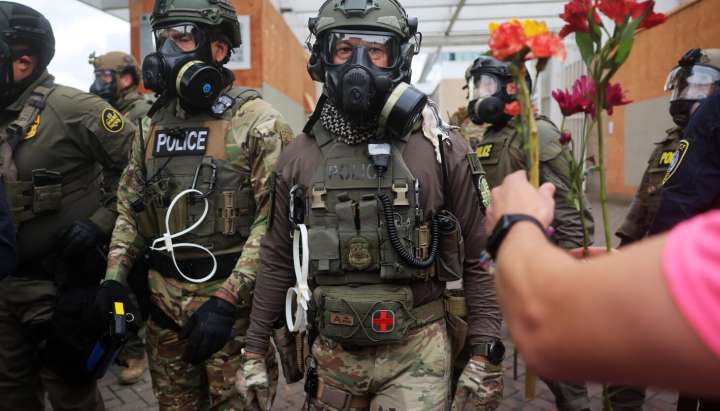 Federal judge temporarily blocks Trump administration from deploying any National Guard troops in Oregon