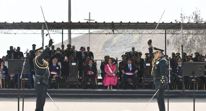 La historia detrás de la designación de Óscar Arriola como nuevo comandante general de la PNP