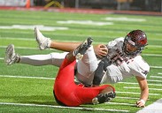 Ryan Messina scores 3 TDs as Elizabeth Forward claims share of Interstate Conference title