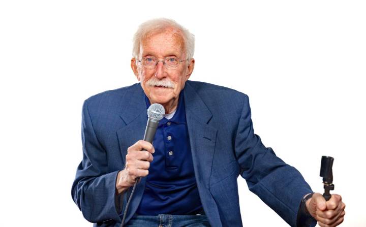 Interview: 75-year-old comedian Andy Huggins in Boca Raton
