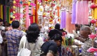 Bhopal News: Dhanteras Adds Bling In New Market, 10 Number Market As Shoppers Throng To Buy Decor Items, Diyas & Lights