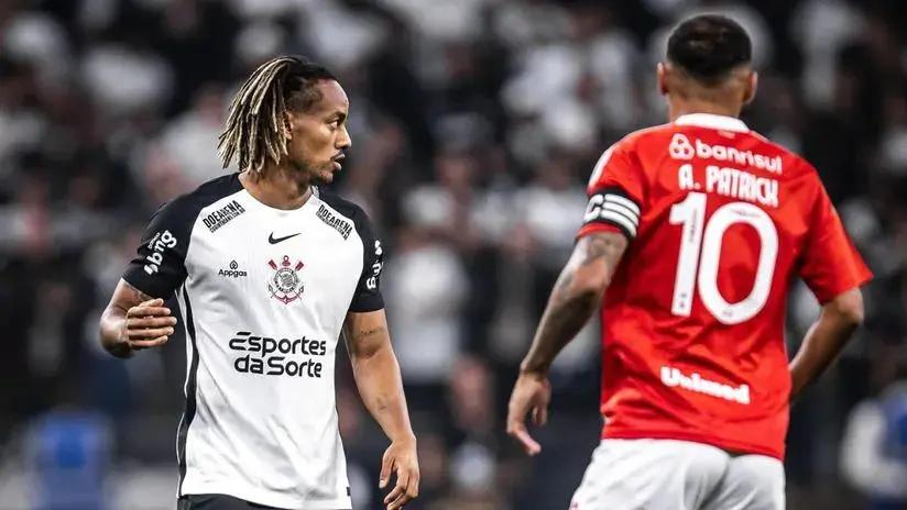 Intriga en Corinthians: André Carrillo respondió ante interés de Inter de Porto Alegre por su fichaje