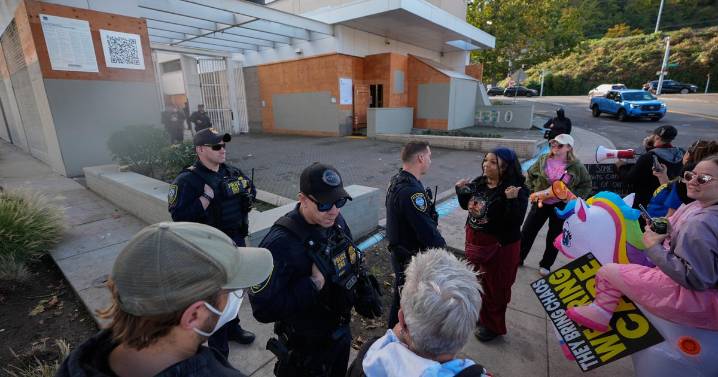 ICE official defends agency's tactics amid fallout from raid on wrong home in Portland, Oregon