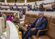 El Parlamento rechaza la petición del PSOE de paralizar el convenio con Santa Clotilde