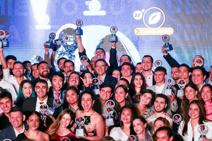 Entregaron reconocimientos de Capital Semilla a 60 emprendedores de Medellín
