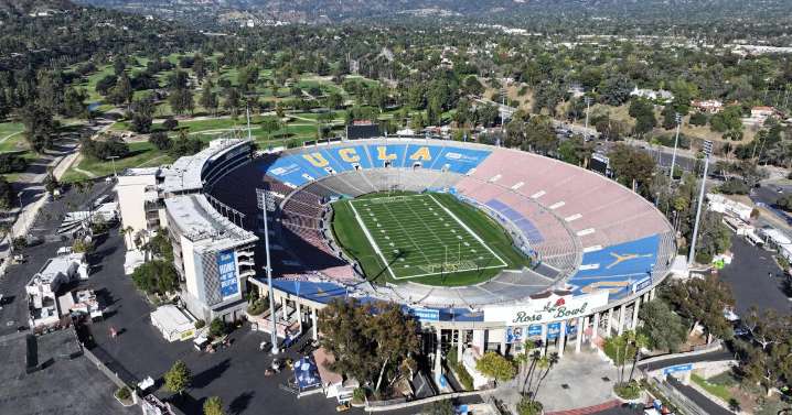 Rose Bowl accuses UCLA of trying to move football games to SoFi Stadium in lawsuit