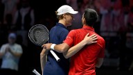 Djokovic, 'harto' de Sinner tras ser arrollado en el Six Kings Slam: "No sienta bien que te pateen el culo..."