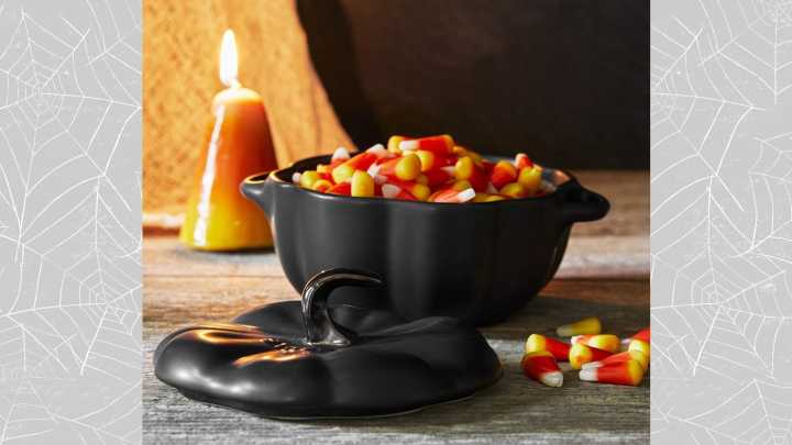 Shop this adorable Staub Petite Ceramic Pumpkin at 51% off at Amazon