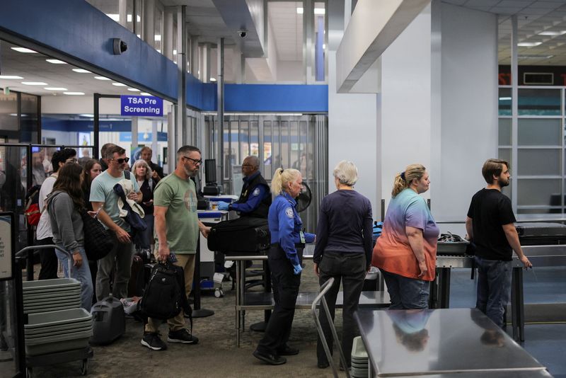 Grounded paychecks: 60,000 air safety workers tighten belts as US shutdown drags on