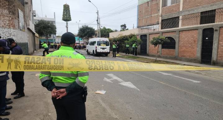 Disparan contra combi en el Callao: Fallece el cobrador y hay tres heridos en la avenida Colonial