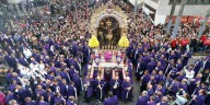 ¿Se tiene que pagar para cargar el anda del Señor de los Milagros? Miembro de la Hermandad explica el proceso