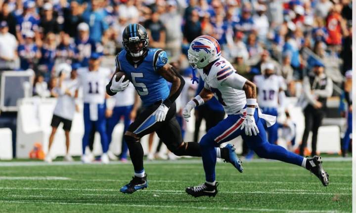 Carolina Panthers no pueden contra la ofensiva de los Buffalo Bills en Charlotte perdiendo 40