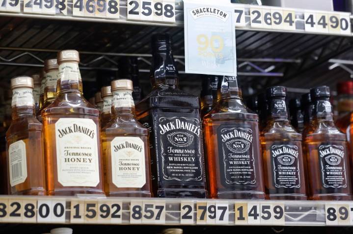 US liquor exports to Canada drop 85 percent