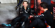 Un contundente George Russell se impone en Singapur y los McLaren siguen perdiendo ventaja ante Max Verstappen en la F1