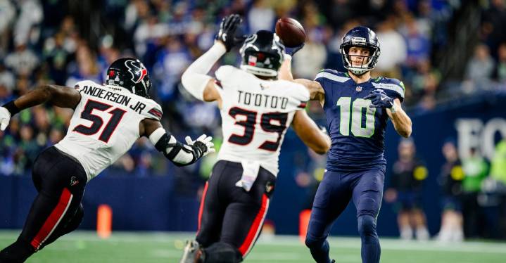 Seahawks Week 9 injury report has receiver room looking light