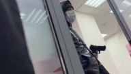 Ladrón se niega a llevarse más dinero del que tenía planeado a pesar de las insistencias