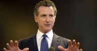 Newsom to seek court order stopping Trump's deployment of California National Guard to Oregon
