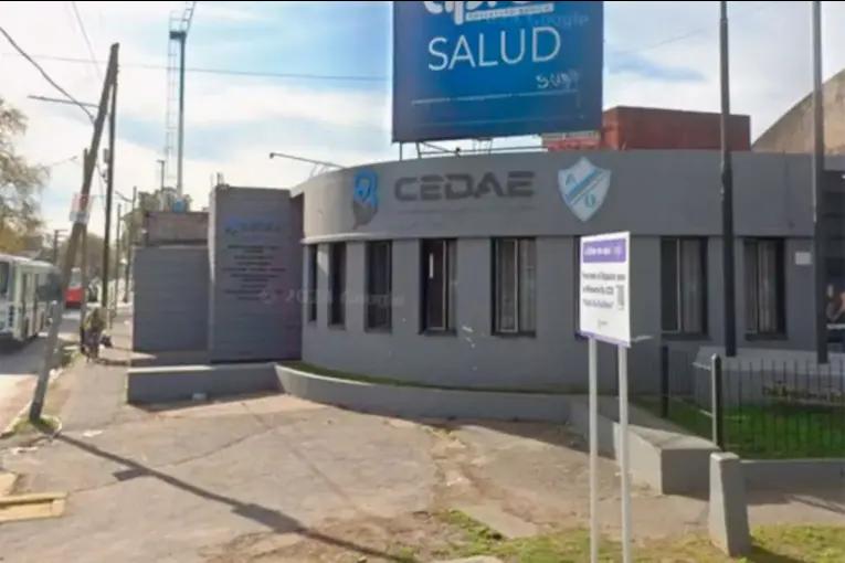 A un niño de 8 años se le cayó un arco de handball encima y está con muerte cerebral
