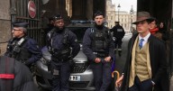 Mystery man in Louvre jewel heist photo creates a buzz