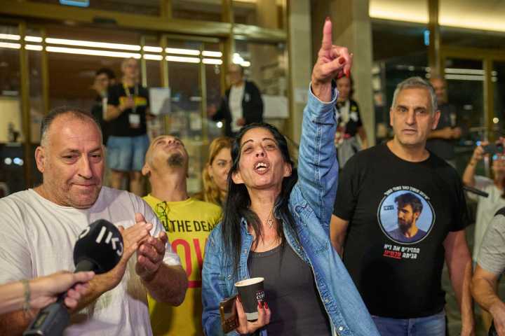 'A Different World': Trump Announces Hostage Release Deal to End Gaza War, Plans Sunday Visit to Israel