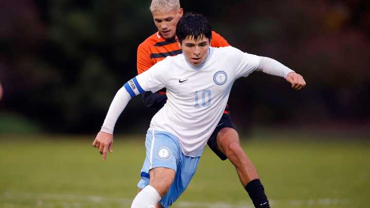 Photos: Lansing Catholic vs Alma Soccer
