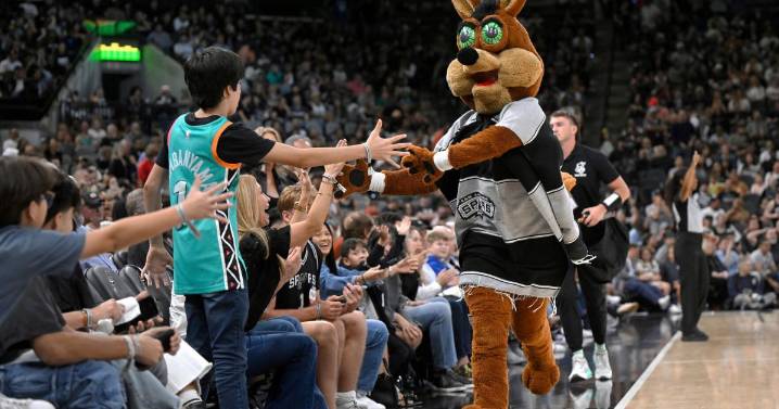 The San Antonio Spurs want to spend at least $500M on a new arena. Now they need help from voters