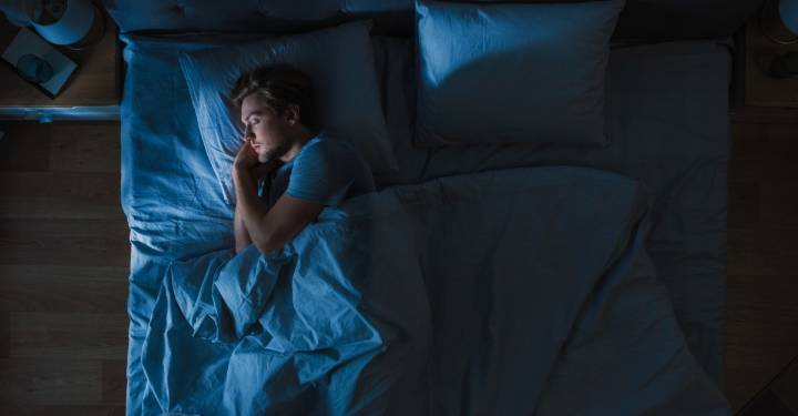 Exposición a la luz durante la noche conlleva un mayor riesgo de desarrollar enfermedades cardíacas