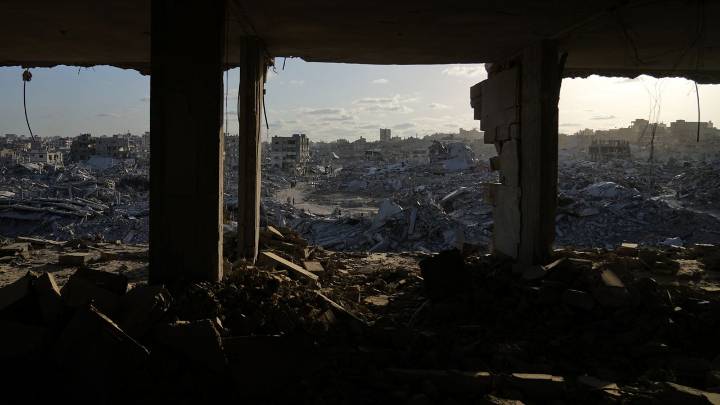 Israel lays out plans for Monday's prisoner swap