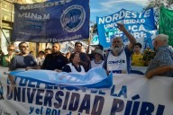 COMENZÓ! Trabajadores de la UNNE iniciaron un paro de 24hs