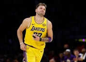 Lakers’ Luka Doncic sidelined for at week 1 week with finger, leg injuries
