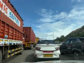 Heavy Traffic Slows Down Movement on Mumbai–Pune Expressway Ghat Section