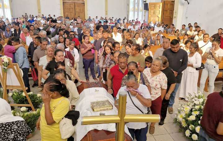 Duelo y desconcierto: lo que sabe del caso del sacerdote Bertoldo Pantaleón