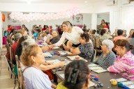 Adultos mayores son un pilar de Castaños: Yesica Sifuentes