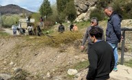 El municipio comenzó con los trabajos de limpieza y saneamiento del Arroyo Esquel