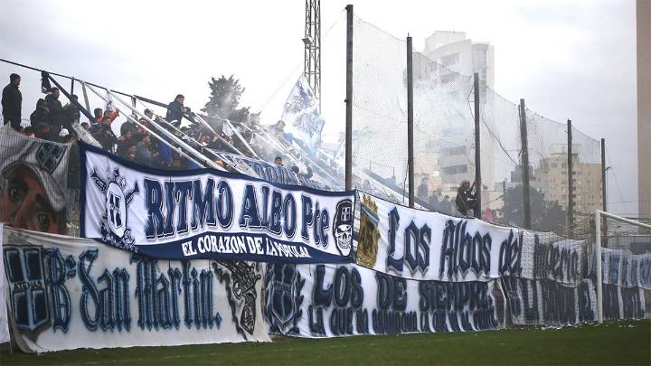 Para Atenas es clave un buen resultado en casa ante la fuerte localía que tiene su rival