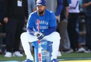 Estrella de los Dodgers abandona hotel embrujado