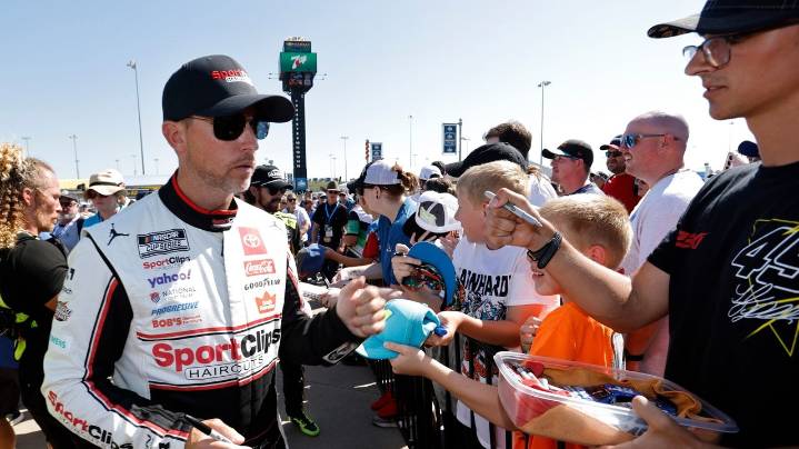 Hamlin's controversial move: Did he make the right call in NASCAR playoffs?