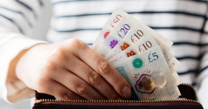 Brits told October is 'best time to start' if they want to earn extra money