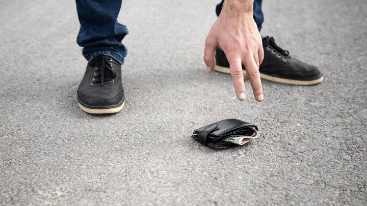 Una española no da crédito a lo que pasa tras perder la cartera: "Me habían dicho que Alemania eran un lugar diferente"