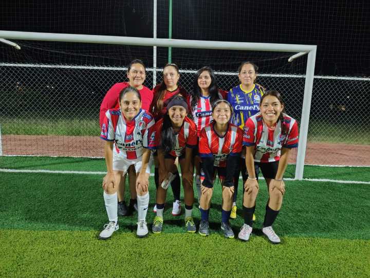 Arranca con éxito la rama femenil de la Copa San Francisco de Pozos