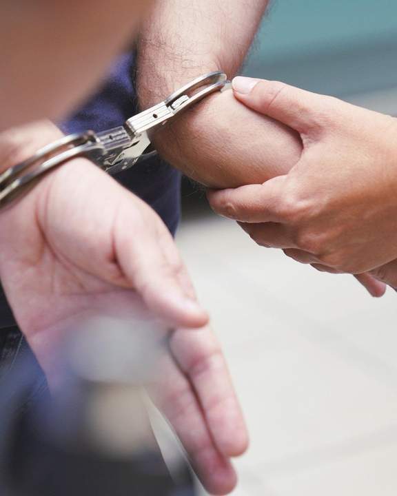 Arrestado por coaccionar a su pareja en un local de Mijas Golf