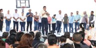 Obras públicas arrancarán desde enero para avanzar más rápido en recuperación de comunidades; destaca Javier May al encabezar audiencia en territorio en Cárdenas