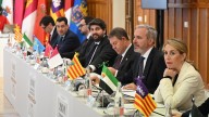 Vox aboca a Aragón y Extremadura a un adelanto electoral tras romper con el PP