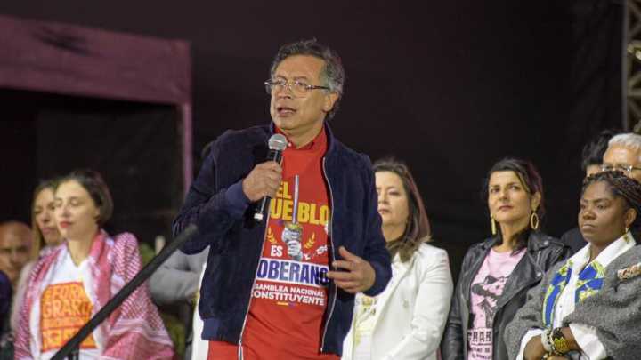 Presidente Petro responde a decisión de incluirlo en la 'lista Clinton' e insiste en convocatoria a una constituyente para el próximo Congreso