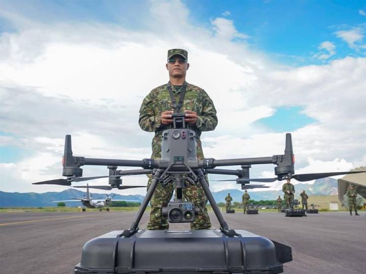 Confirman creación de batallón de aeronaves no tripuladas en Colombia