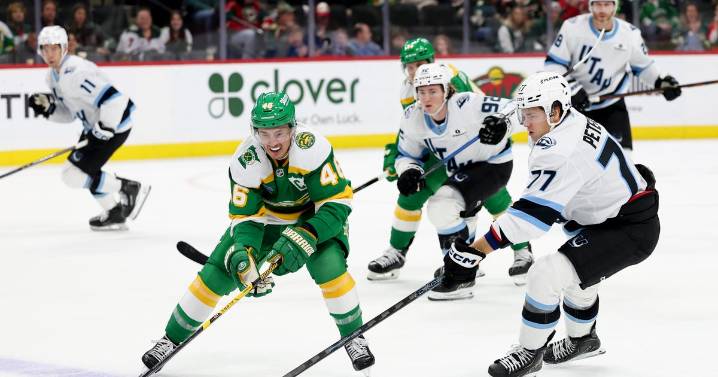 Cooley, Schmaltz each score twice as Mammoth stay hot with 6