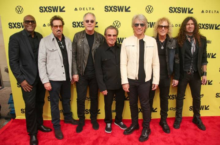 Bon Jovi is going back on tour!
