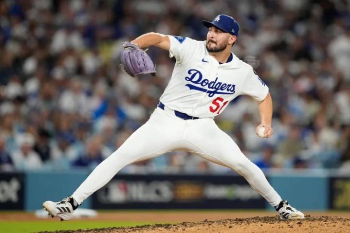 Alex Vesia stepping away from Dodgers for 'deeply personal matter'