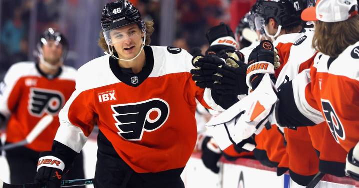 Trevor Zegras stays hot at home with 2 goals, 1 assist as Philadelphia Flyers beat Nashville Predators
